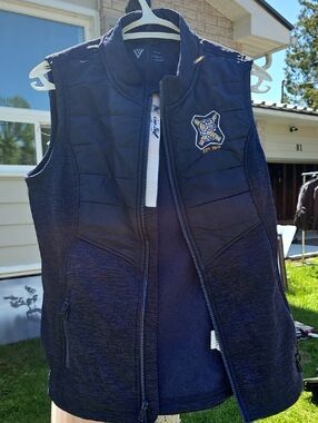 OSLER BLUFF Navy Quilted Logo Sleeveless Vest